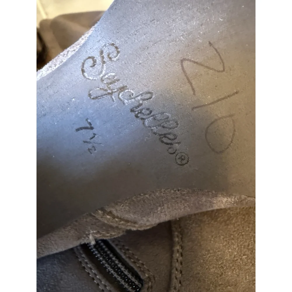 Anthropologie Seychelles You Or Me Over-The-Knee Boots Size 7.5 Taupe‎ NWOB